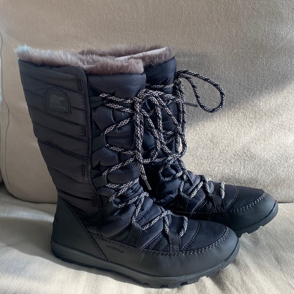 Black Waterproof Sorel Boots - Picture 3 of 4